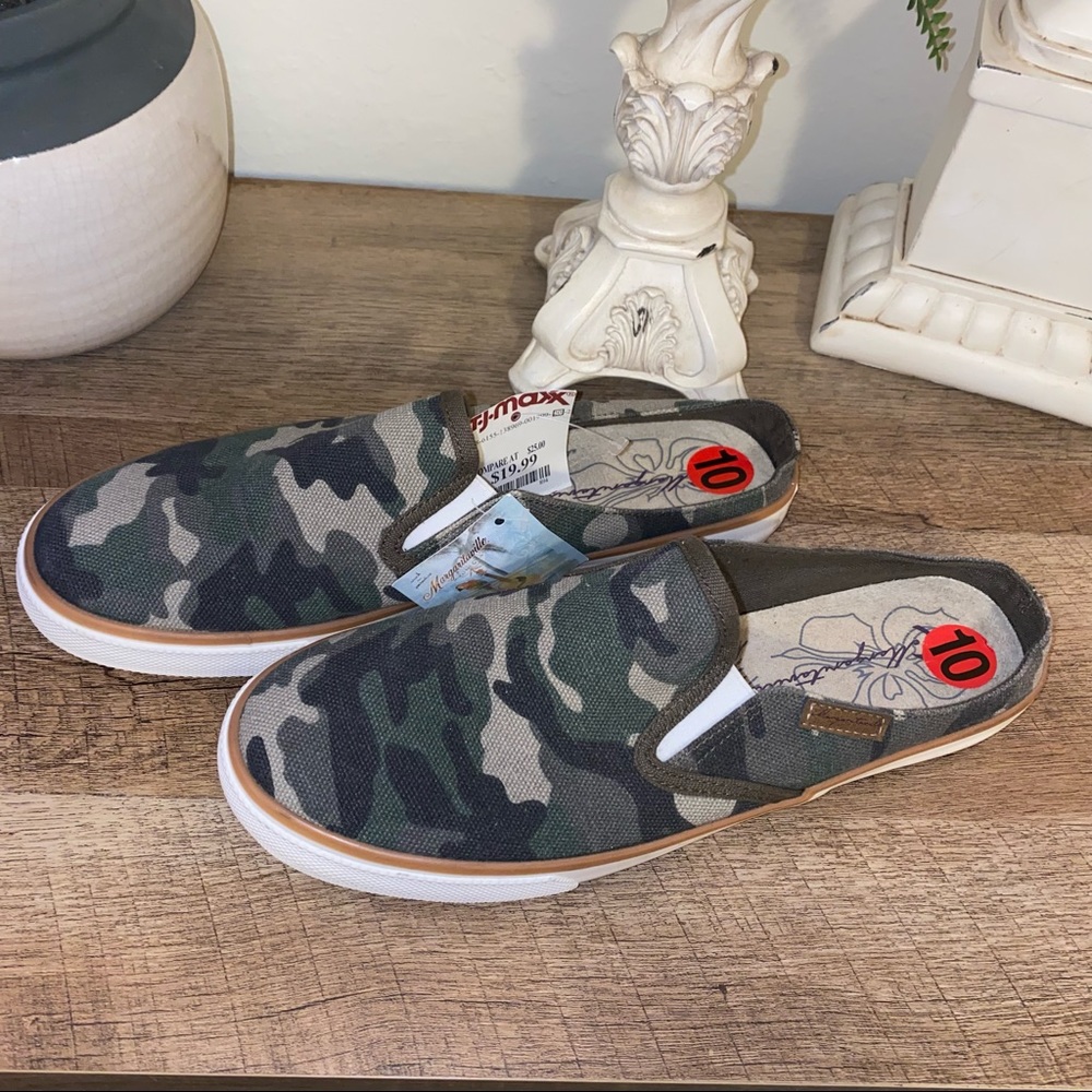 🍀5/$45🍀 Camo Sneaker Slides
